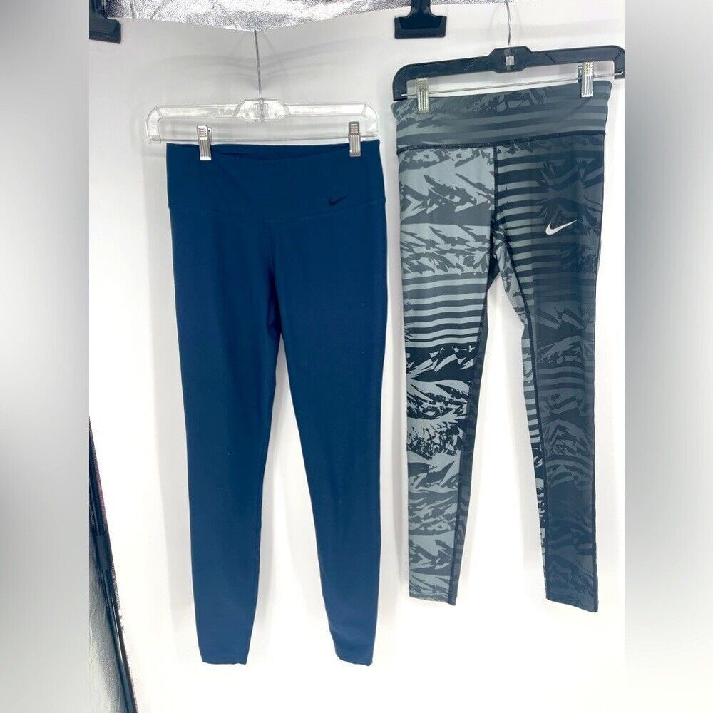 Women's two bundle Nike dry, fit size, small workout,‎ yoga pants